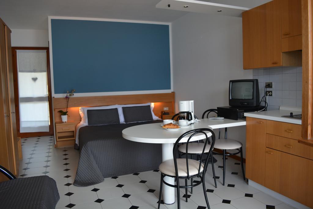 Residence San Vito Brenzone sul Garda Exteriér fotografie
